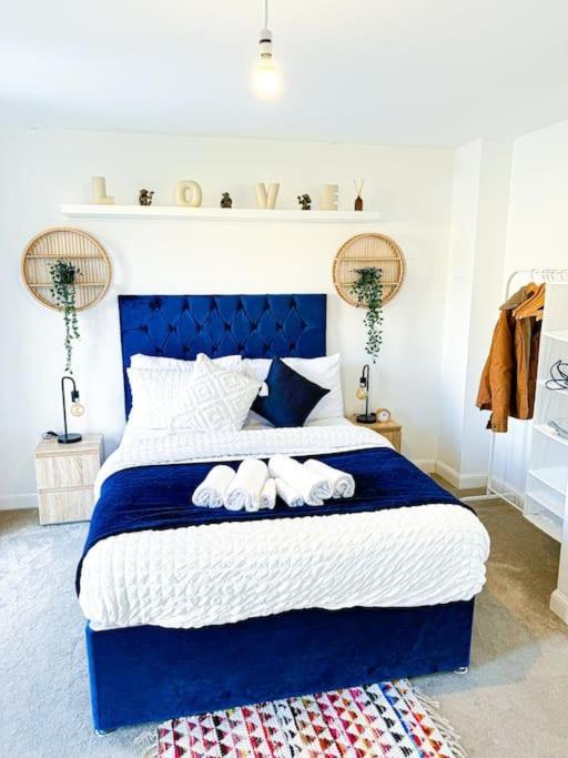 Contractors, Families, Tourists & Groups Welcome Sleeps Upto 9, Garden, Pet Allowed, Parking Included! Birmingham Exterior foto